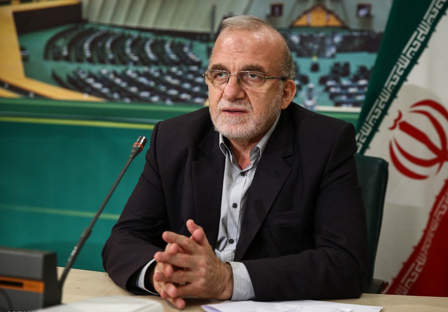 تصویب ممنوعیت نمایندگی برای دوره چهارم به صلاح کشور نیست
