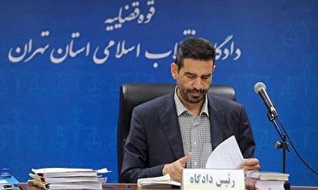 ۲۰ سال زندان و ۷۴ ضربه شلاق برای وزیر دولت نهم