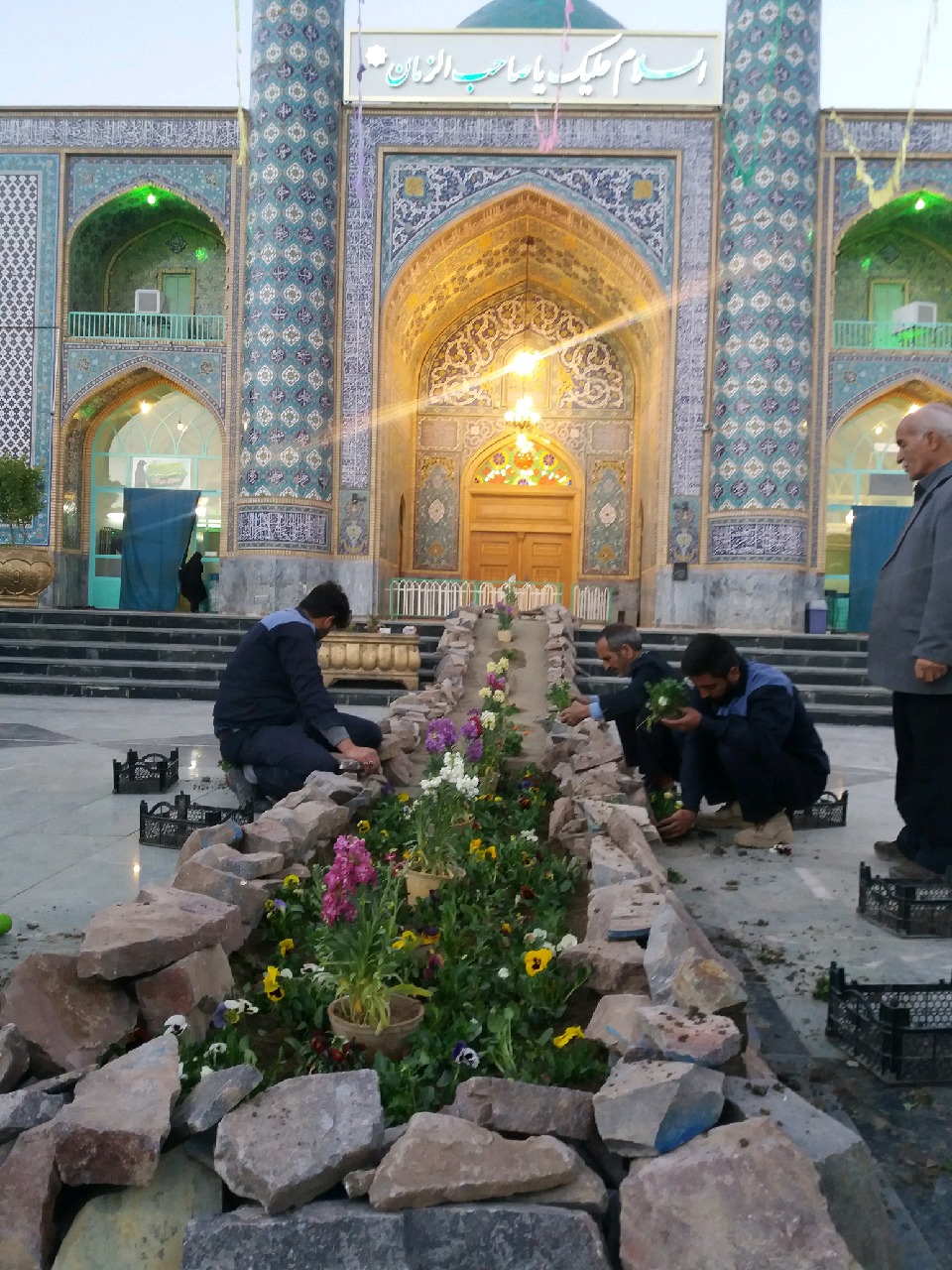 میزبانی از مسافران نوروزی در بقاع متبرکه کاشمر