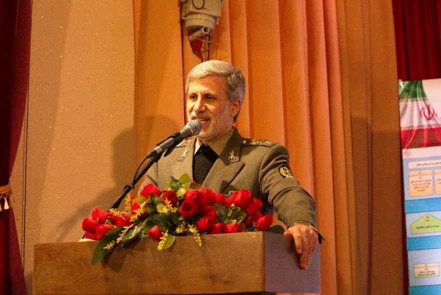 سرمایه های انسانی کانون اصلی دفاع در برابر دشمنان هستند