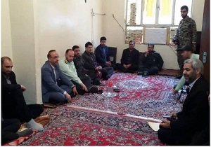 دیدار سرپرست فرمانداری حمیدیه با خانواده معظم شهدا
