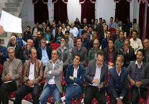 دوره آموزشی ترویجی محصول باغی زردآلو در شهرستان خاتم برگزار شد