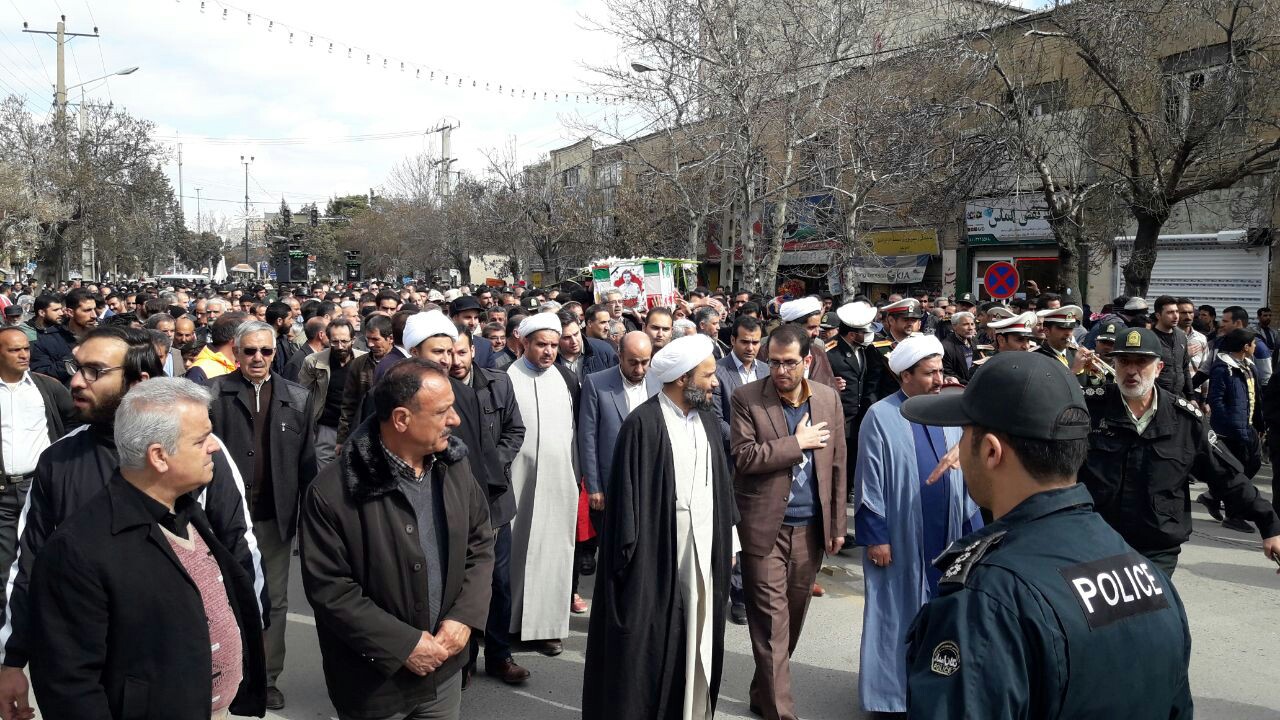 مراسم تشییع شهید &laquo;ابوذر حمزه کردخردی&raquo; در ملایر
