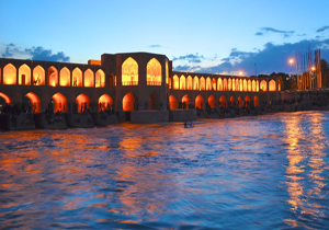 زاینده‌رود دوباره جاری شد