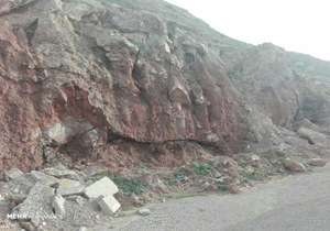 مرگ یک فوتبالیست به علت سقوط سنگ