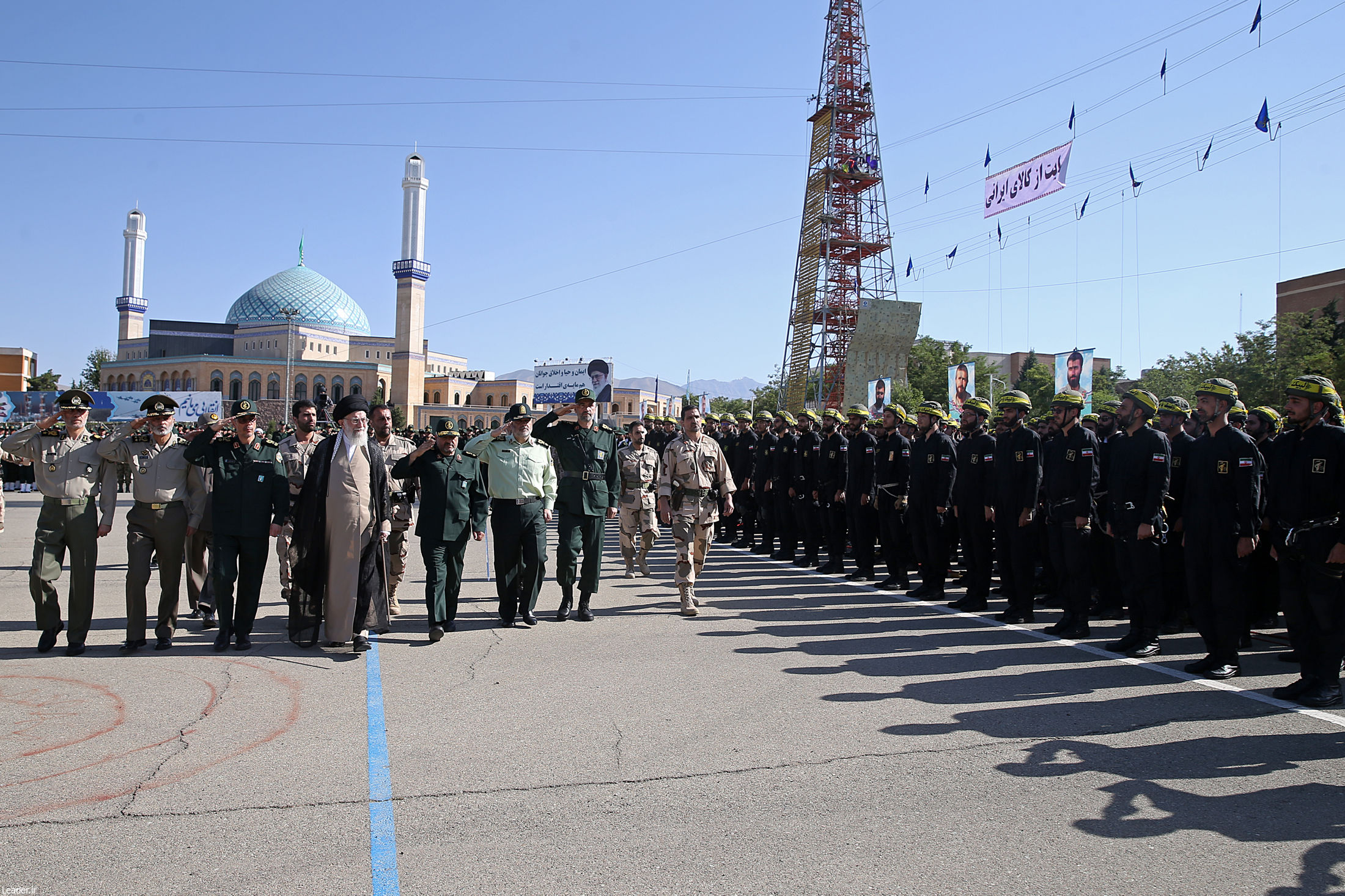 سخنان مهم رهبری در فروردین سال ۹۷