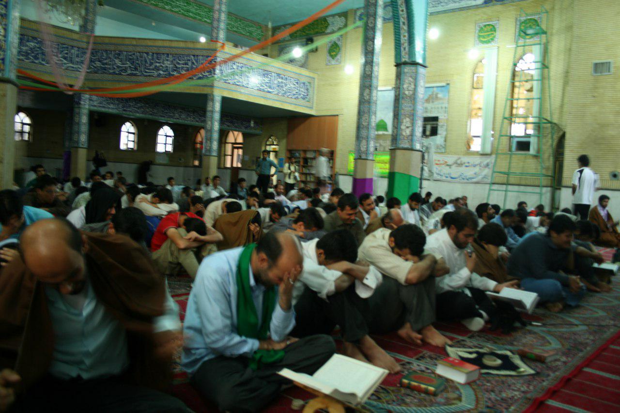 برپایی مراسم معنوی اعتکاف در۱۱۰ پایگاه