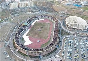 آغاز جشن نوروز در ورزشگاه ۲۲ گولان سنندج