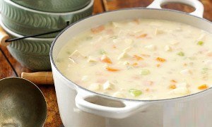 طرز تهیه سوپ مرغ و سبزیجات با سس خوش&zwnj;طعم