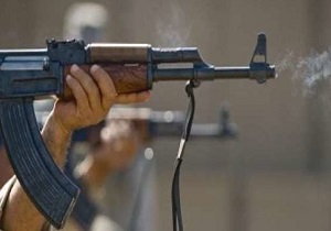 به رگبار بستن خودروی پلیس با کلاشینکوف + فیلم