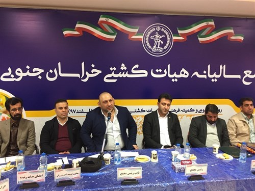 رضایی: کشتی ورزش مربی محور است/ آموزش و پرورش کانون ایجاد انگیزه همه رشته هاست