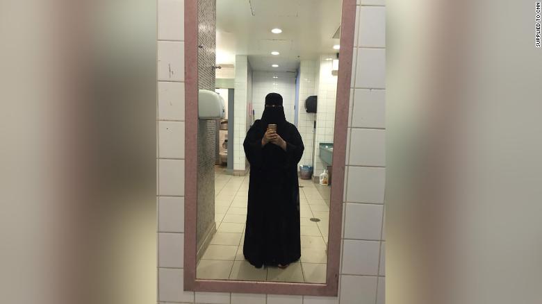 درخواست ۲ خواهر سعودی برای پناهندگی در هنگ کنگ
