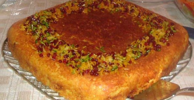 رفع اضطراب با &laquo;ته&zwnj;چین کشمش و لپه&raquo; / مصرف این غذای محلی جوانی و زیبایی را برایتان به ارمغان می&zwnj;آورد