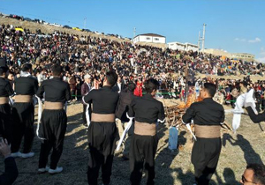 برگزاری مراسم آئینی و سنتی بیلندانه در روستای سهولان مهاباد