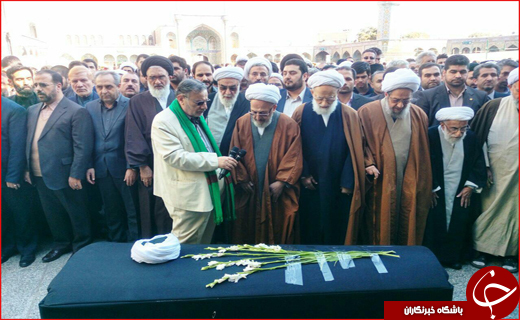 آغاز مراسم تشییع پیکر آیتالله مؤمن/ وداع با پیکر عالم مجاهد در قم آغاز مراسم تشییع پیکر آیتالله مؤمن/ وداع با پیکر عالم مجاهد در قم