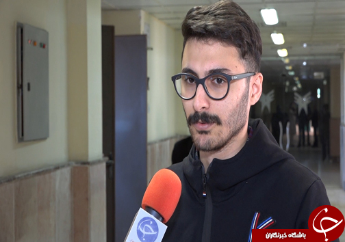 بازگشت دانشجویی بر سر کلاس درس پس از نیم قرن
