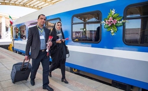 راه اندازی قطار ویژه  تهران -همدان در آستانه سال نو