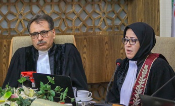 آمادگی کانون وکلای اصفهان برای آموزش حقوق شهروندی