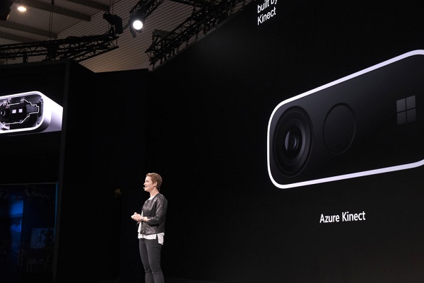 نمایشگاه MWC 2019 | دوربین مراقبتی و هدست واقعیت مجازی، محصولات جدید مایکروسافت