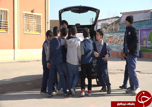 دستهای کوچک، اما دلهای بزرگ دستهای کوچک، اما دلهای بزرگ