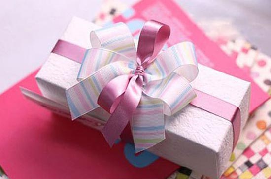 ایده های جالب برای تزیین کادو ایده های جالب برای تزیین کادو