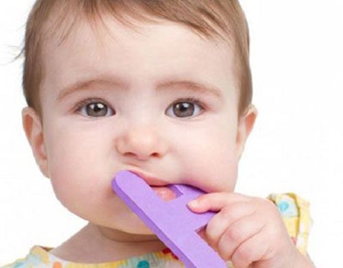 دلایل بی&zwnj;اشتهایی کودکان/  رشد دندان&zwnj;ها باعث کاهش اشتها در کودک می&zwnj;شود