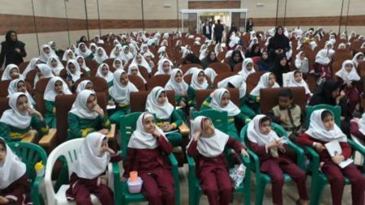 نیازمند تغییر نگرش خانواده‌ها هستیم/ حرکت از حافظه‌محوری به مهارت‌محوری، رویکرد اصلی سند تحول بنیادین