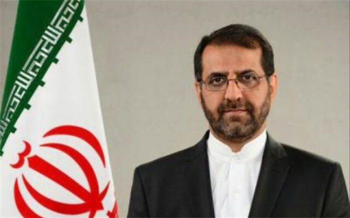 جمع آوری ۱۵۰ امضا برای ابقای ظریف در وزارت خارجه در مجلس