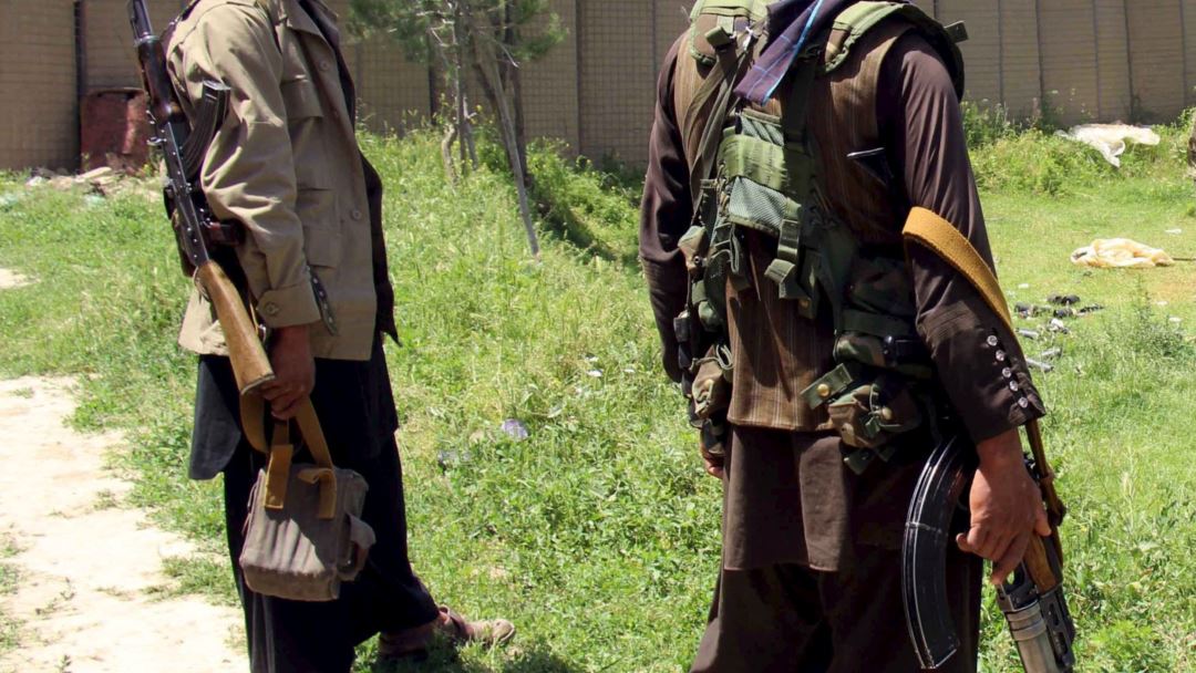 کشته شدن ۸ تن از نیروهای خیزش مردمی در یک عملیات اشتباهی در غزنی