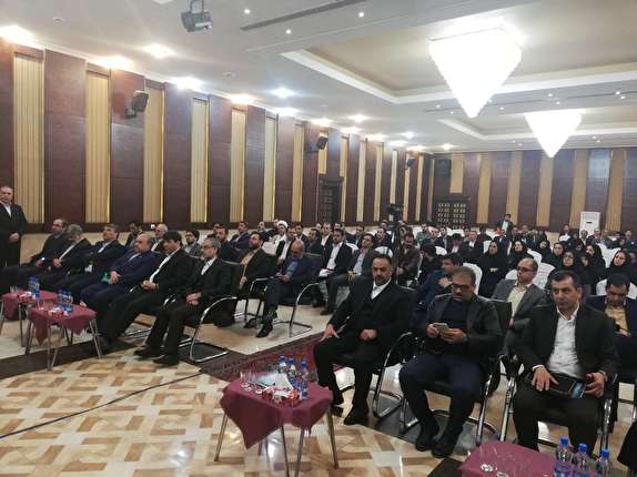 آغاز به کار چهارمین کنگره علمی جوانان در یزد