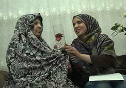 افتادن وحشتناک مرد نابینا به داخل دریچه فاضلاب + فیلم