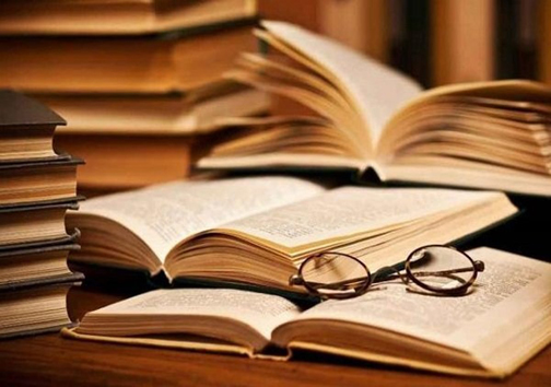 ترجمه کتاب &laquo;شتاب کن مرگ دارد می&zwnj;رسد&raquo; در سنندج رونمایی شد