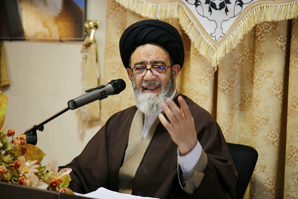 همسرداری مهمترین وظیفه زن است