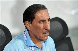 بوستانی از استقلال خوزستان استعفا کرد/ مربی موقت آبی‌ها انتخاب شد