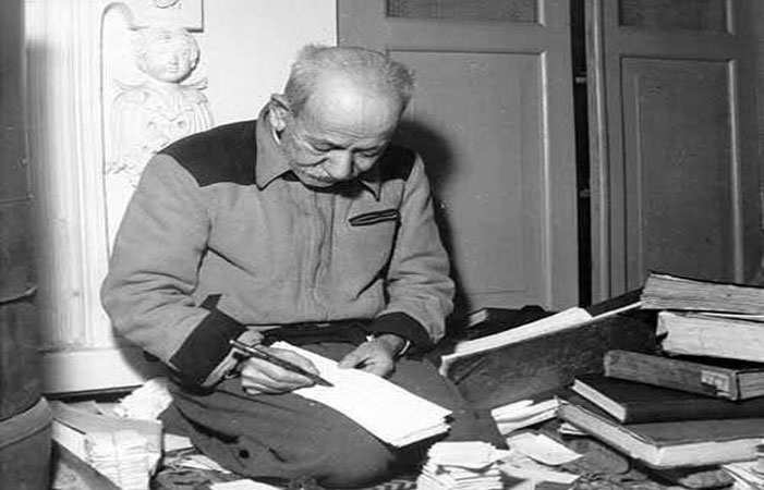 لغتنامه دهخدا، سترگ، چون شاهنامه