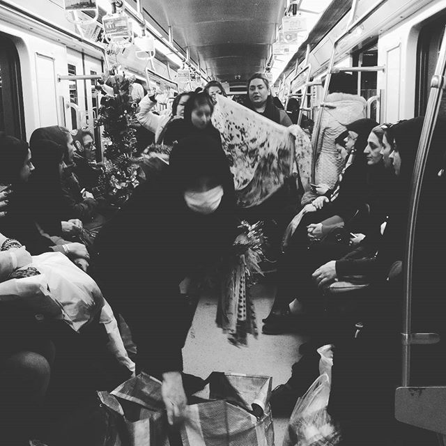 ماجرای غم انگیز کسب و کار دخترانی با صورت&zwnj;های پوشانده شده در تونل&zwnj;های زیرزمینی تهران