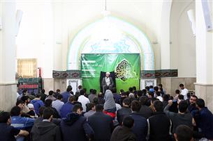 تشرف ۹۰۰ زائر از ترکیه و آذربایجان به حرم رضوی