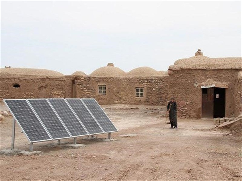 فعالیت ۴۳ نیروگاه تولید برق کاشمرتوسط مددجویان کمیته امداد