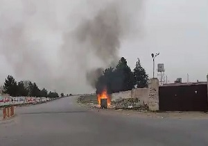 سوزاندن زباله‌ها در کنار پمپ بنزین! + فیلم