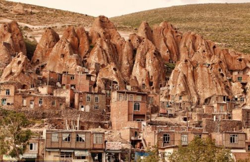 ضرورت تسریع در ثبت جهانی روستای تاریخی کندوان به عنوان تنها روستای زنده صخره&zwnj;ای جهان