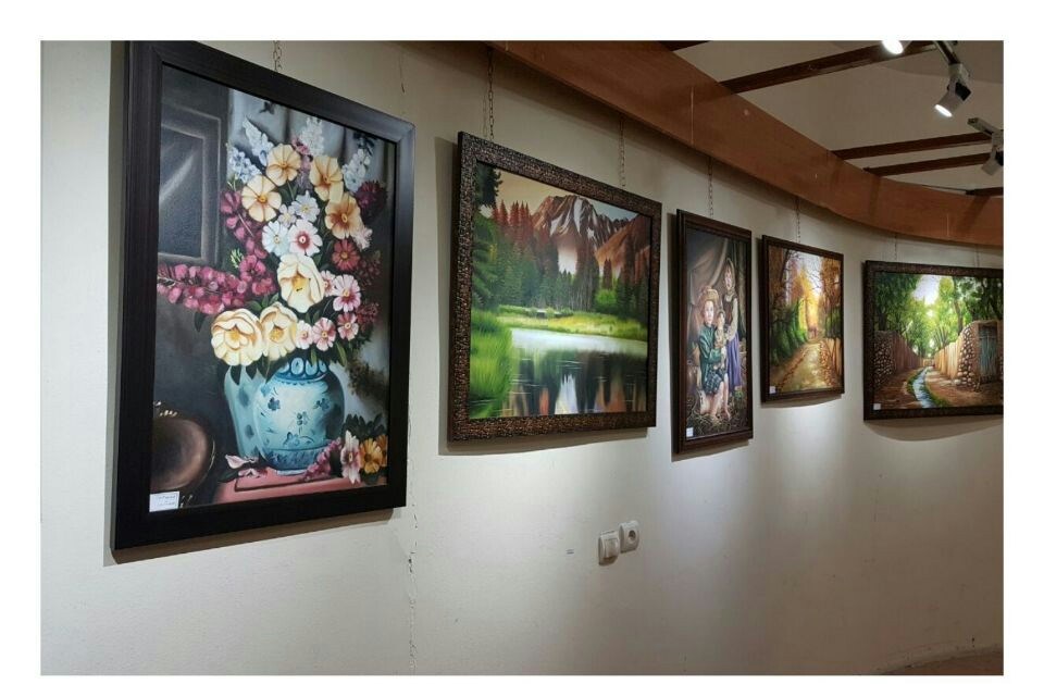 نمایشگاه نقاشی ریحانه در رفسنجان