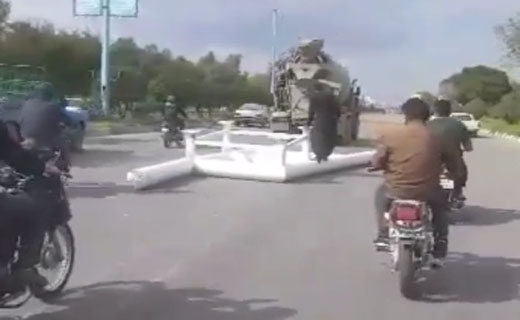 حمل عجیب بار با بونکر سیمان! + فیلم