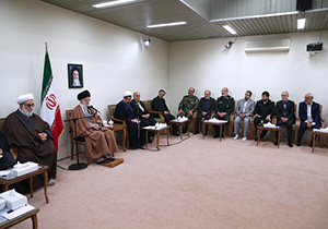 بیانات رهبر انقلاب در دیدار جمعی از دست اندر کاران کنگره بزرگداشت شهدای استان کرمان + فیلم