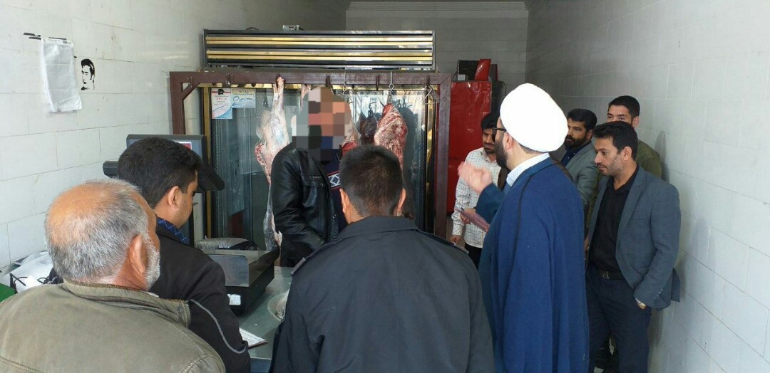 گوشت های تاریخ مصرف گذشته در راور معدوم شد
