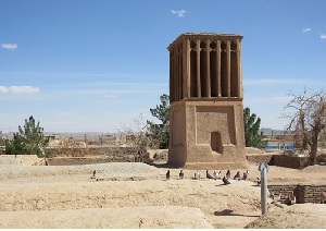 مرمت بادگیر خانه تاریخی رمضانی