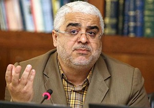 اقدام خلاف قانون دولت در افزایش حقوق&zwnj;ها/هیئت تطبیق باید مصوبه را رد کند
