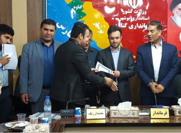 شورا&zwnj;ها خدمات دولت را اطلاع رسانی کنند