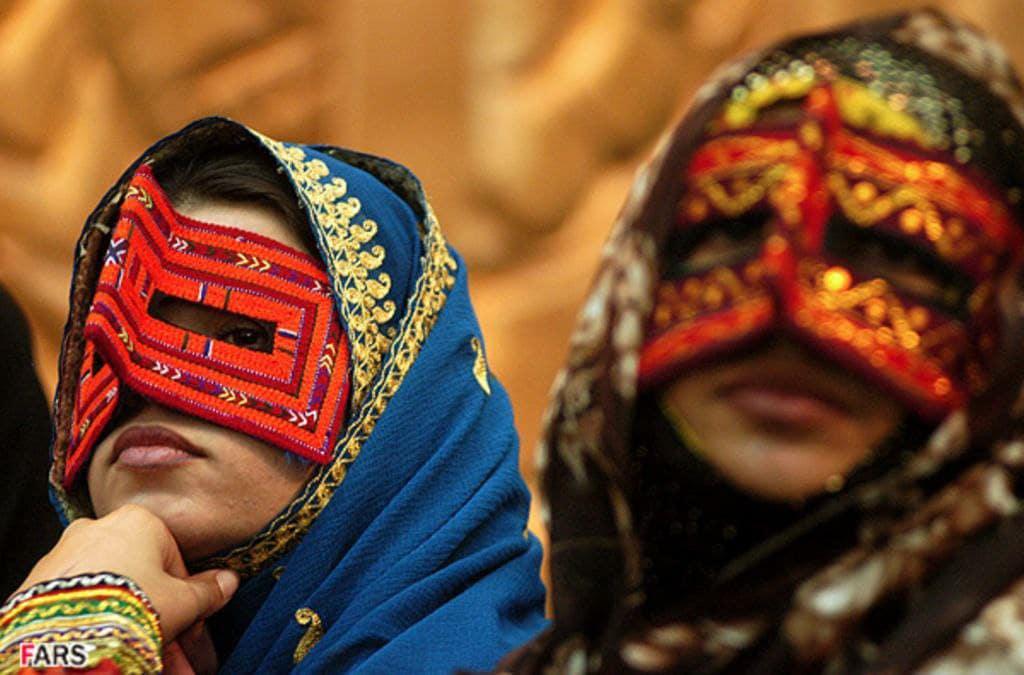 استفاده از لباس سنتی بندرعباس در ادارات، نهادهای دولتی و&zwnj; مدارس