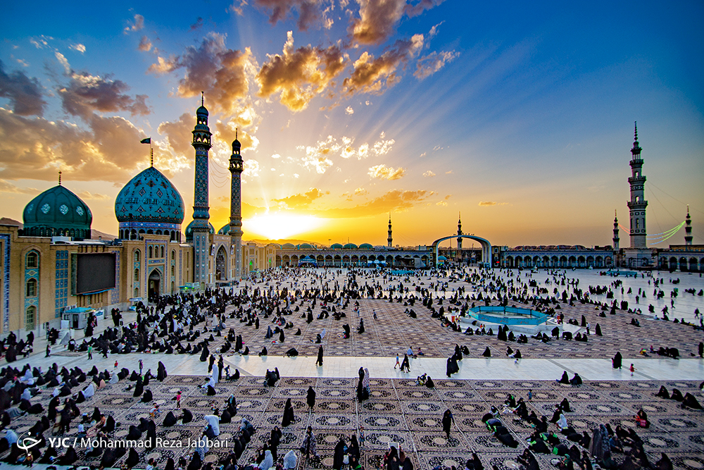 حال و هوای نیمه شعبان در مسجد جمکران