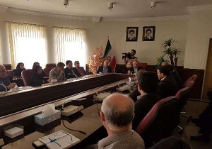نگاه مثبت بنياد بركت به طرح هاي توليدي استان